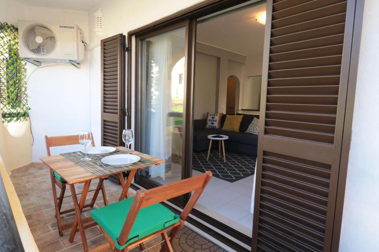 Lovelystay - Cozy 1Br Flat In Alvor With Ac And Balcony Zewnętrze zdjęcie